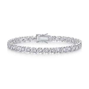Pulsera de Diamantes Personalizada en Oferta con Acabado Elegante para Amantes de la Joyería Fina, Accesorios de Moda de Lujo Disponibles para la Venta - Product Image 1