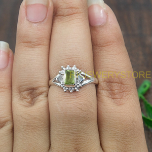 Anillo de plata de ley 925 con piedra preciosa de peridoto verde, anillo hecho a mano, anillo minimalista, anillos de diseño de plata para mujer - Product Image 5