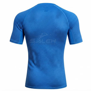 Ensemble de shorts de compression personnalisés à faible MOQ avec tissu extensible léger pour hommes - Product Image 5