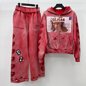 Ensemble de survêtement délavé à l'acide avec sweat à capuche zippé et pantalon, imprimé cœur rouge, unisexe, streetwear, pour l'automne, coupe classique, respirant, en polyester - Product Image 2
