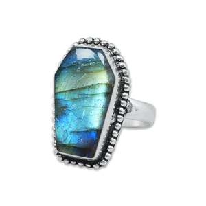 แหวนพลอยหลากสีทรงโลงศพ ดีไซน์สวยหรู แหวนเงินชุบสำหรับผู้หญิง ขายส่งจากผู้ผลิตเครื่องประดับแฟชั่น - Product Image 2