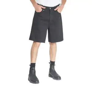 กางเกงยีนส์ขาสั้นทรงหลวมสไตล์วินเทจสำหรับผู้ชาย สีดำ ผ้าฝ้าย 100% ระบายอากาศได้ดี เป็นมิตรกับสิ่งแวดล้อม เหมาะสำหรับใส่ในฤดูร้อน - Product Image 5