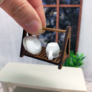 Estante de madera en miniatura para pan, soporte de comida para casa de muñecas, soporte de exhibición de una sola capa para decoración de escenas de juego, para mayores de 14 años - Product Image 5