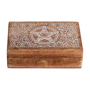 Boîte à bijoux en bois faite à la main Pentacle Triquetra et motif floral coffre au trésor organisateur de rangement à bon prix vente en gros - Product Image 1