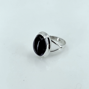 Anillo de Amatista Natural, Plata de Ley 925, Gema Ovalada Morada, Joyería Boho Hecha a Mano, Engaste en Bisel, 6 Gramos, Piedra de Nacimiento de Febrero - Product Image 5