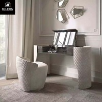 Table de toilette de luxe de style italien, design de conception artisanale, design à rabat rigide, table de toilette en bois massif pour chambre à coucher, villa, table de rangement