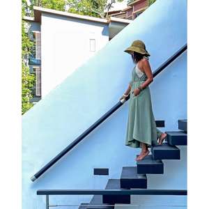 Robe longue bohème pour femmes, sans manches, col halter, avec cordon de serrage à la taille, robe longue décontractée d'été pour la plage - Product Image 3