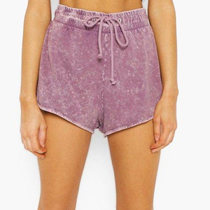 Shorts en jean délavé pour femme, en tissu doux et confortable, pour l'été et les tenues décontractées - Product Image 6