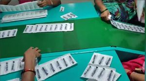 Línea de Ensamblaje con Banda Transportadora de PVC Personalizada, Sistema de Manejo de Materiales con Banco de Trabajo de Perfil de Aluminio para Taller o Fábrica - Product Image 4
