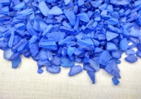 Fourniture en gros de granulés vierges de haute qualité, antistatiques et ignifuges, issus de rebroyage de déchets de fûts bleus et de fibres de film HDPE de qualité moulage par soufflage