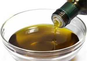 Huile de graines de chanvre pressée à froid 10MT en vrac pour produits oméga végétaliens, approvisionnement en huile de chanvre en vrac, qualité nutritionnelle à base de plantes - Product Image 5