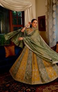 Robe traditionnelle indienne pakistanaise en soie pour femmes, Lehenga Choli, longueur au sol, vert jaune, brodée, coupe ample - Product Image 5