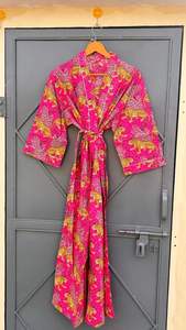 ชุดคลุมกิโมโนผ้าฝ้ายลายเพสลีย์สีชมพู สำหรับคลุมชายหาด - Product Image 5