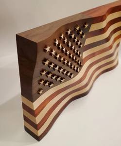 Planche à découper en bois d'acacia en forme de drapeau américain, plateau de service, passe au lave-vaisselle, épaisseur 2,0 cm, Jour de l'Indépendance du 4 juillet - Product Image 2