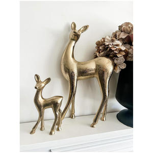 Adorno Navideño de Reno de Aluminio de Lujo de Alta Gama - Color y Tamaño Personalizables, Decoración Colgante Reutilizable - Product Image 3