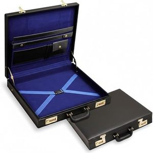 Mallette de rangement pour étole maçonnique en similicuir noir avec serrures à combinaison dorées, double compartiment et doublure en feutre bleu - Product Image 1