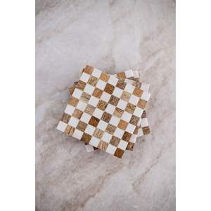 Sous-verres en résine et bois uniques de RR ENTERPRISES pour tables basses et bars, fabriqués en Inde - Product Image 3