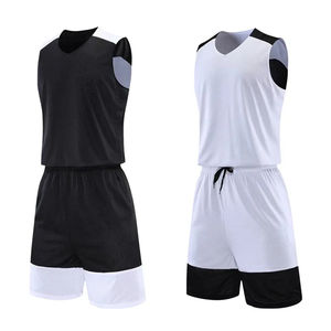 Maillots de basket-ball OEM vierges M&F en gros, uniformes réversibles en tissu mesh pour hommes - Product Image 4