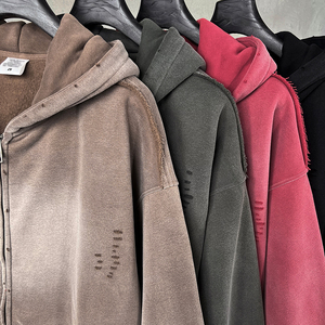 เสื้อฮู้ดผู้ชายสีเทาอ่อน ผ้าฝ้าย 100% เฟรนช์เทอร์รี่ แขนยาว ทรงปกติ พิมพ์ลายสีพื้น ใส่ได้ในฤดูใบไม้ผลิ - Product Image 2