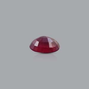 3.65 Carat Premium Ruby Loose Gemstone Emerald Cut 8x10mm for Fine Jewelry - Product Image 3