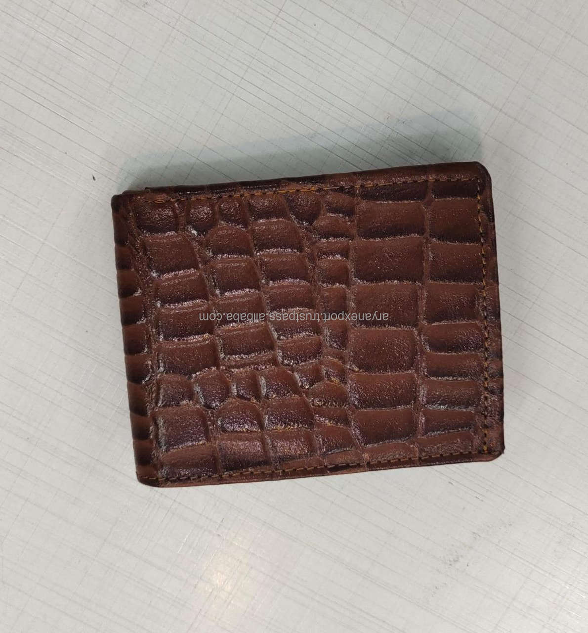 สีน้ำตาล