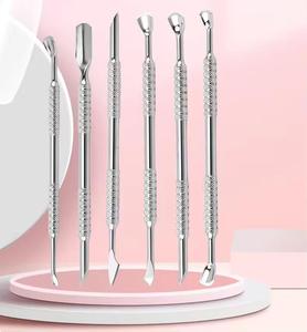 Pousse-cuticules chirurgical Morje en acier inoxydable à double extrémité pour manucure, réutilisable, double usage, avec poignée texturée - Product Image 1