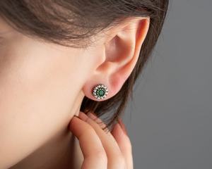 Pendientes de Esmeralda Vintage con Baño de Oro, Diseño Bonito para Mujer, Joyería Verde Minimalista Hecha a Mano, Regalo de Otoño, Aniversario, Fiesta - Product Image 3