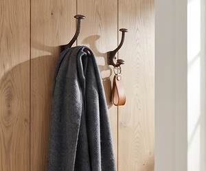 Artisanal Rustic Metal Wall Mounted Double <b>Hook</b> Handmade Copper Finish <b>Coat</b> Rack For Storage Organization Home <b>Decoration</b> - Product Image 4