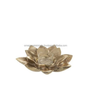 Bougeoir décoratif de fleur d'or de haute qualité pour la décoration à la maison Bougeoir décoratif de haute qualité - Product Image 5