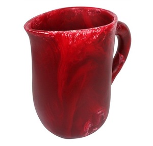 Jarra de Agua de Resina de Primera Calidad, Duradera y Ligera, Jarra Elegante Hecha a Mano para Uso Diario y Ocasiones Especiales - Product Image 2