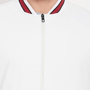 Chaqueta Varsity Blanca para Hombre, con Letra EZ Bordada, Cuello Camisero, Cierre de Botones Cubiertos, Estilo Preppy, para Otoño - Product Image 2