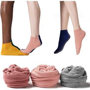 8 paires de chaussettes fines en coton sans couture pour femmes, chaussettes hautes à la cheville, chaussettes de sport douces pour le yoga, en couleurs bonbons - Style décontracté - Product Image 2