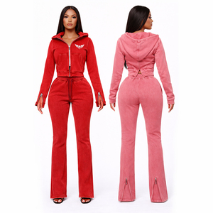 Conjunto Deportivo Personalizado de Mezclilla para Mujer, Sudadera Corta con Cremallera y Pantalones Acampanados, Atuendo de Moda de Dos Piezas, Ropa Urbana con Logotipo Personalizado - Product Image 2