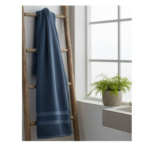 Expérience approfondie dans la fabrication de serviettes de bain en coton 100% sans torsion, de qualité supérieure, conformes aux normes OEM, d'origine indienne. - Product Image 1