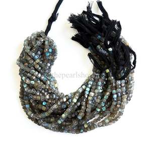 ลูกปัดลาบราโดไรต์ทรงกล่อง ลูกปัดลาบราโดไรต์ธรรมชาติ ขนาด 4-6 มม. ลูกปัดลาบราโดไรต์ทรงลูกบาศก์เหลี่ยมเพชรพลอย ลูกปัดลาบราโดไรต์ประกายสวยงาม - Product Image 2