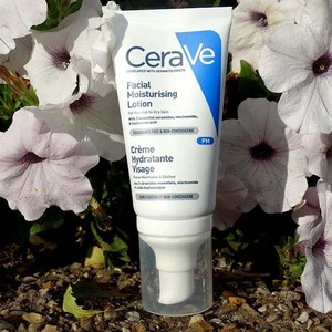 <strong>CeraVe</strong> <strong>PM</strong> Facial Lotion Lightweight Night Cream With Hyaluronic Acid For Deep Hydration And Skin Renewal Support - Product Image 3