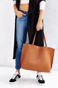 Durable Leather Tote Bag Travel Shoulder - Product Image 2