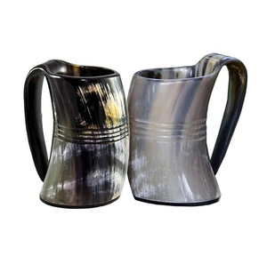Chope en corne de viking et tasse en corne de buffle - Artisanat écologique fait main au design moderne, origine indienne, peau blanche - Product Image 4