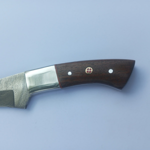 มีดทำมือจากเหล็กดามัสกัสสำหรับล่าสัตว์ ใช้ได้ทุกวัน ใบมีดแบบ Fixed Blade ปลายแหลม ขนาด 8 นิ้ว ด้ามไม้ พร้อมปลอกหนัง - Product Image 5