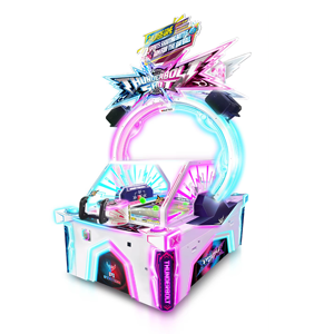 Machine de jeu d'arcade à récompenses Carnival Triple de qualité supérieure avec trois postes de jeu pour les familles, disponible à la vente - Product Image 1