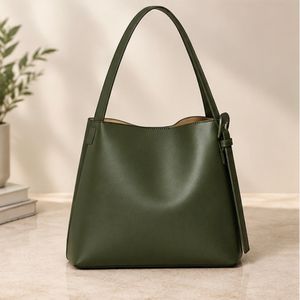 Sac fourre-tout en cuir véritable pour femme, design minimaliste, bandoulière, grande capacité, usage quotidien, couleur verte - Product Image 2