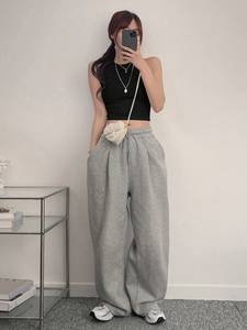 Débardeur court tricoté noir pour femme, sans manches, col rond, décontracté, couleur unie, ajustement élastique, toutes saisons, style classique, chemise pour femme - Product Image 4