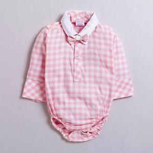 Polka Tots Partywear Mameluco de camisa a cuadros de manga larga con pajarita doble 100% algodón rosa - Product Image 3