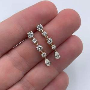 Boucles d'oreilles élégantes rondes en diamant poire, cultivées en laboratoire, certifiées IGI, couleur D E F, pureté VVS VS, en or, or rose, or blanc, argent - Product Image 5