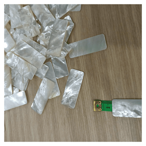 Nacre créée à partir de couches naturelles de coquillages pour incrustations décoratives et projets d'artisanat faits à la main, origine Vietnam - Product Image 2