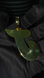 Collar llamativo de lujo con colgante de letra J de moissanita, con incrustaciones de circonitas, corte baguette y redondo, estilo hip hop, con inicial y totalmente pavimentado - Product Image 5