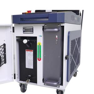 Machine de nettoyage au laser à fibre portable 100W 200W 300W 500W 750W 1000W pour l'élimination de la rouille et le décapage de la peinture - Product Image 5