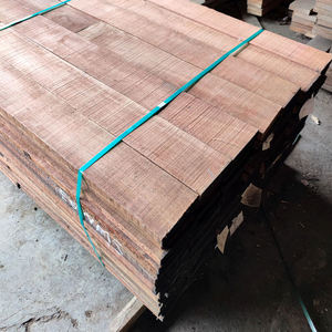 Red Meranti Sawn Timber <b>Planks</b> Bundled with Blue Strap - Product Image 2