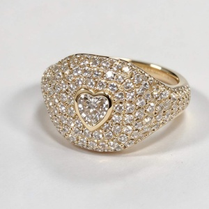 Bague Statement en Moissanite Cœur 0,50 CT entièrement pavée, en Argent Sterling 925 plaqué Rhodium, Cadeau pour Anniversaire - Product Image 4
