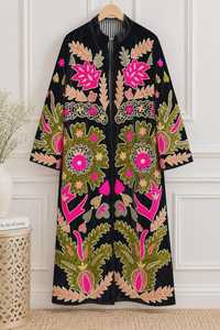 Magnifique Manteau Long en Velours Noir Brodé de Motifs Floraux Suzani, Style Bohème, Coupe Élégante, Veste Kimono Bohème Amour - Product Image 4